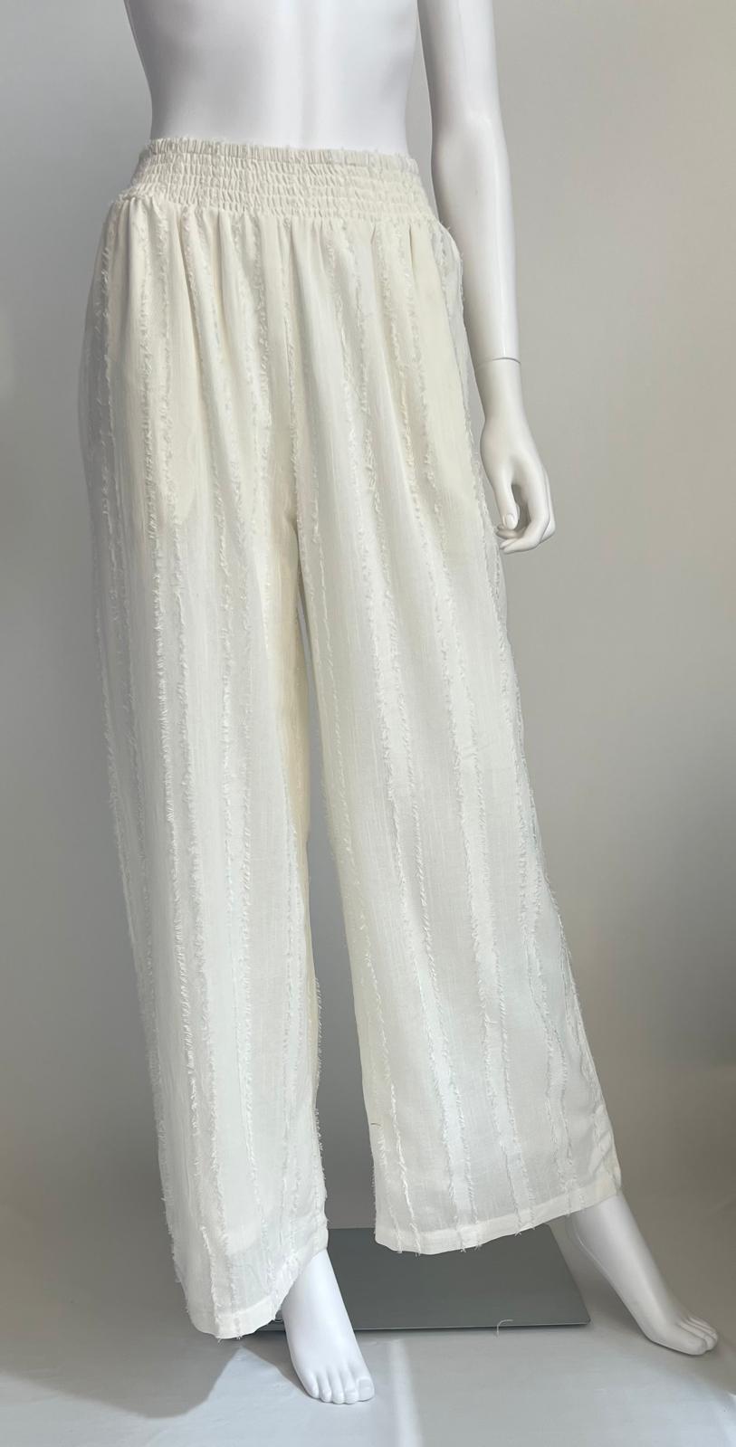 Lacey - The Tess Pant In Pearl Jam.
