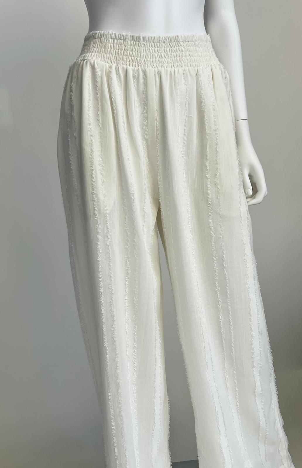 Lacey - The Tess Pant In Pearl Jam.