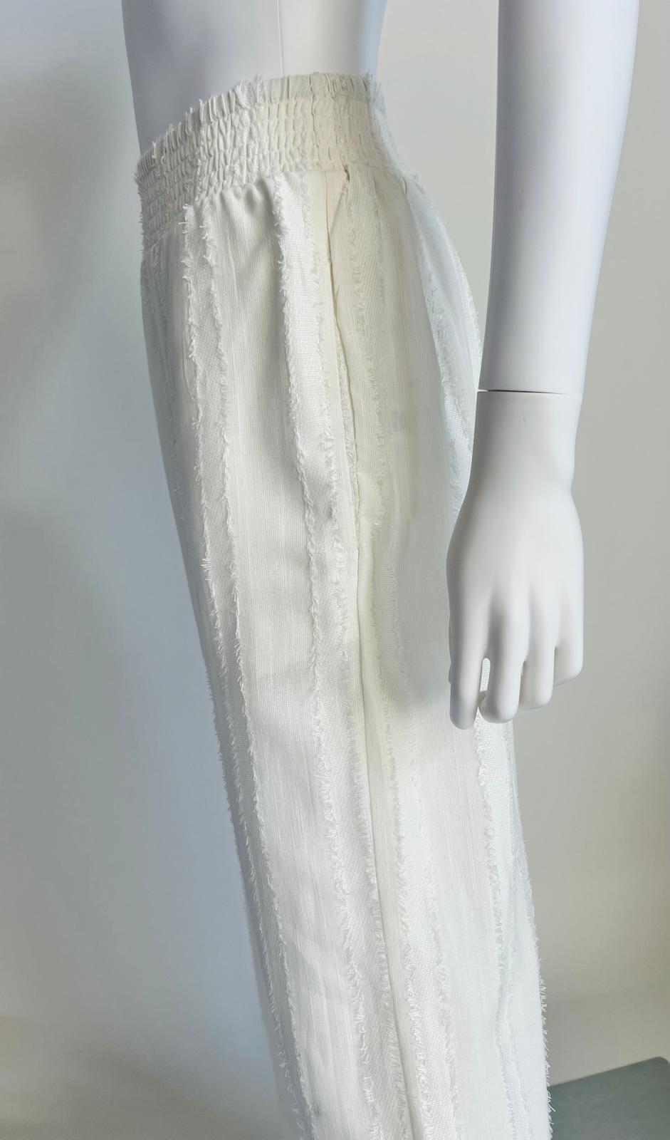 Lacey - The Tess Pant In Pearl Jam.