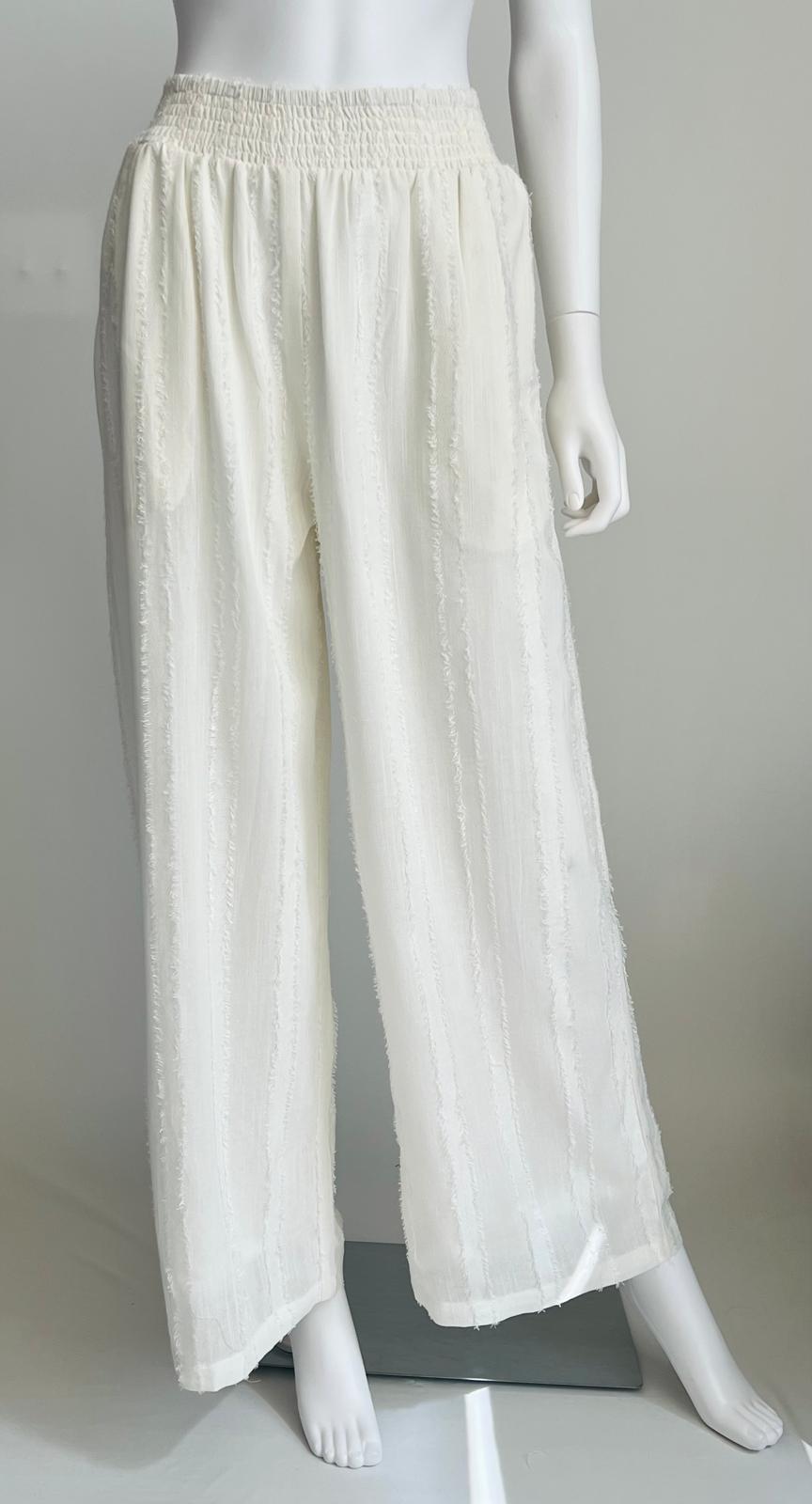 Lacey - The Tess Pant In Pearl Jam.